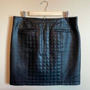 Ann Taylor leather skirt black size 12 quilted pattern